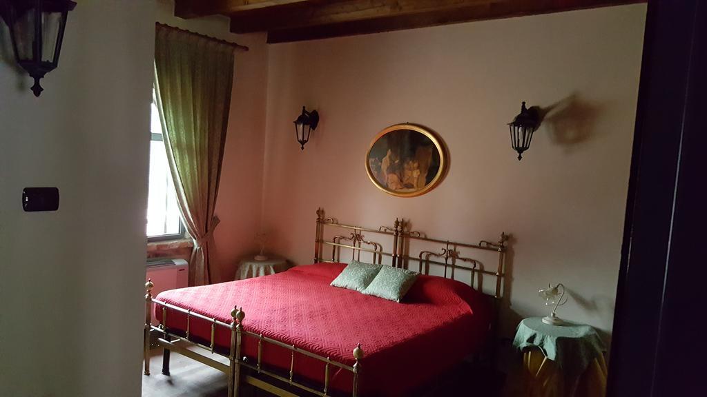Tenuta Il Tenchio Hotel Lacchiarella Eksteriør billede