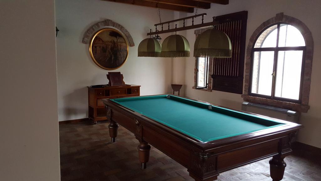 Tenuta Il Tenchio Hotel Lacchiarella Eksteriør billede