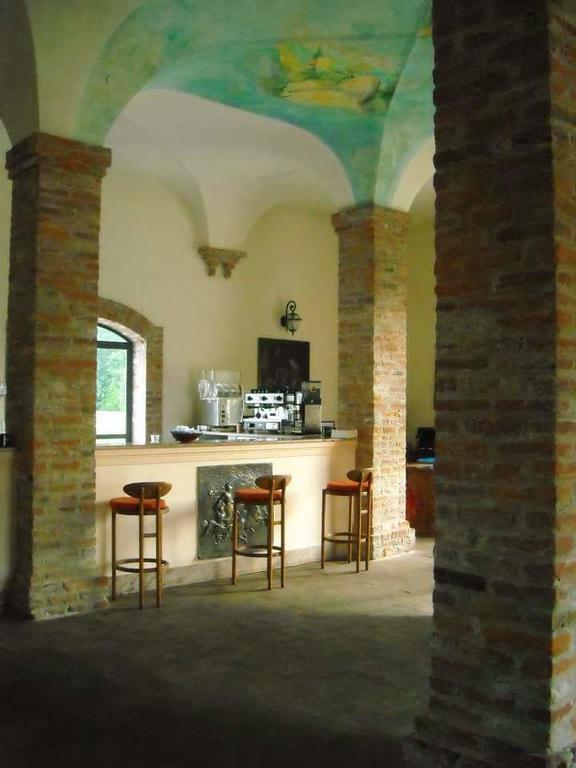 Tenuta Il Tenchio Hotel Lacchiarella Eksteriør billede